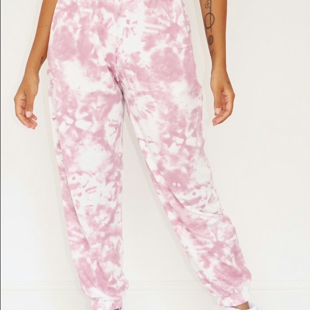 Women's pink tie dye joggers